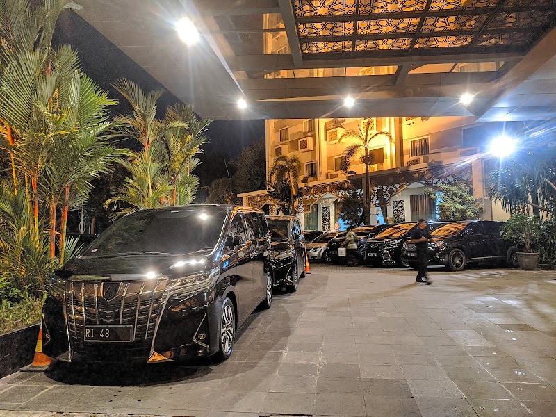 Rental Mobil di Solo-Car Hire Solo Anugrah