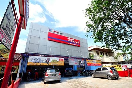 Toko Aki Mobil di Cirebon-Shop and Drive Kesambi
