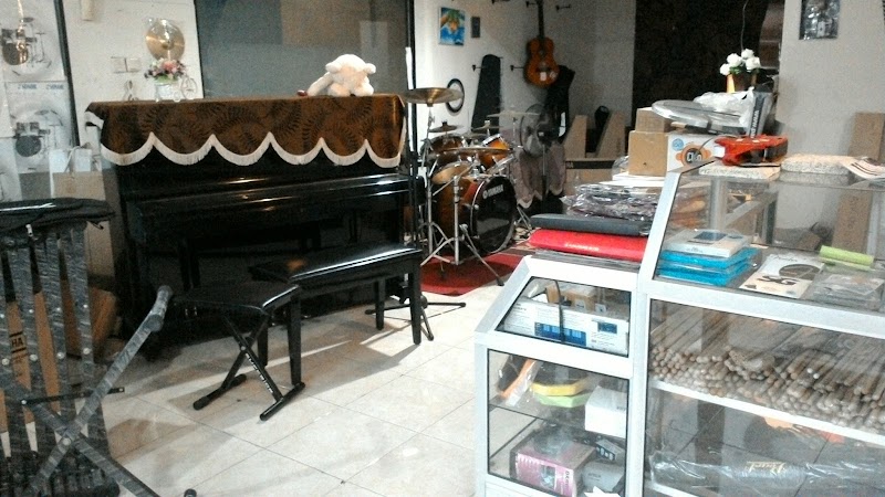 Toko Alat Musik di Sidoarjo-Thalia Music Store