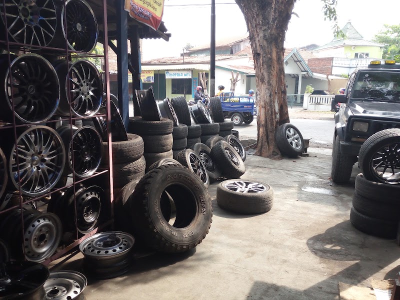 Toko Ban Mobil di Semarang-Raja Ban Semarang