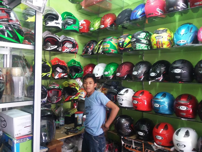 Toko Helm di Jombang-Djockam Helm