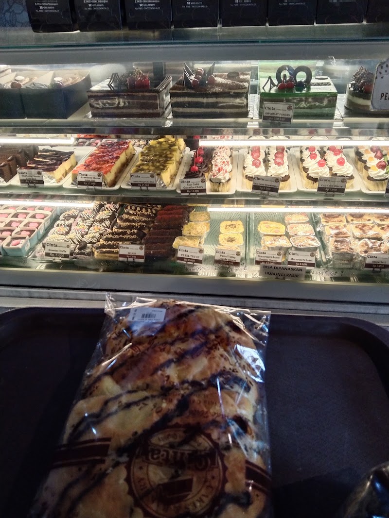 Toko Roti di Bojonegoro-Cinta Cakes & Bakery
