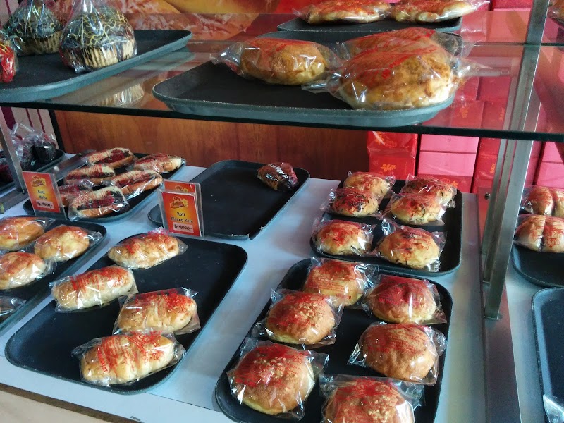 Toko Roti di Bojonegoro-Ratu Bakery